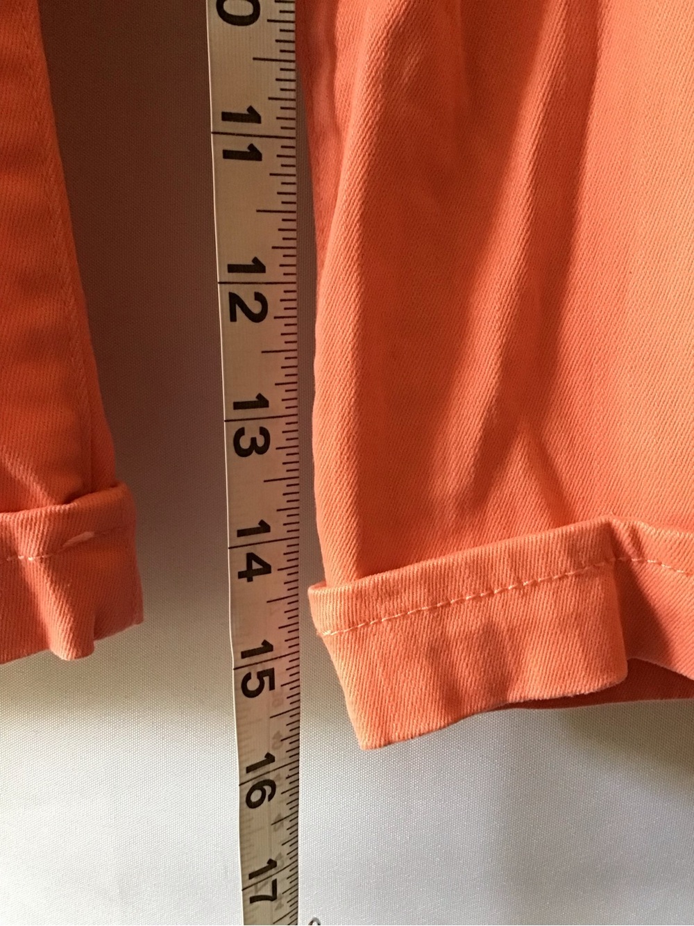 383 Gloria Vanderbilt Coral Crop Capri Pants - Picture 4 of 9